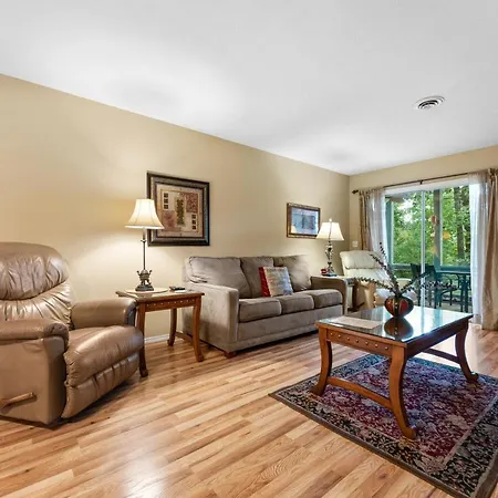 Bluffs Oasis Condo
